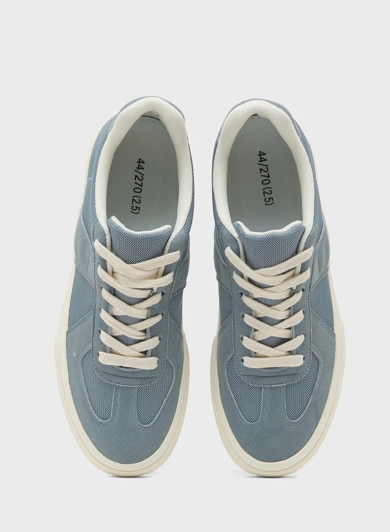 Seventy Five Casual Sneakers