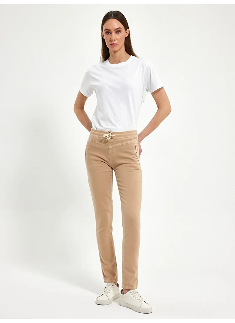 إل تي بي Brown Trousers