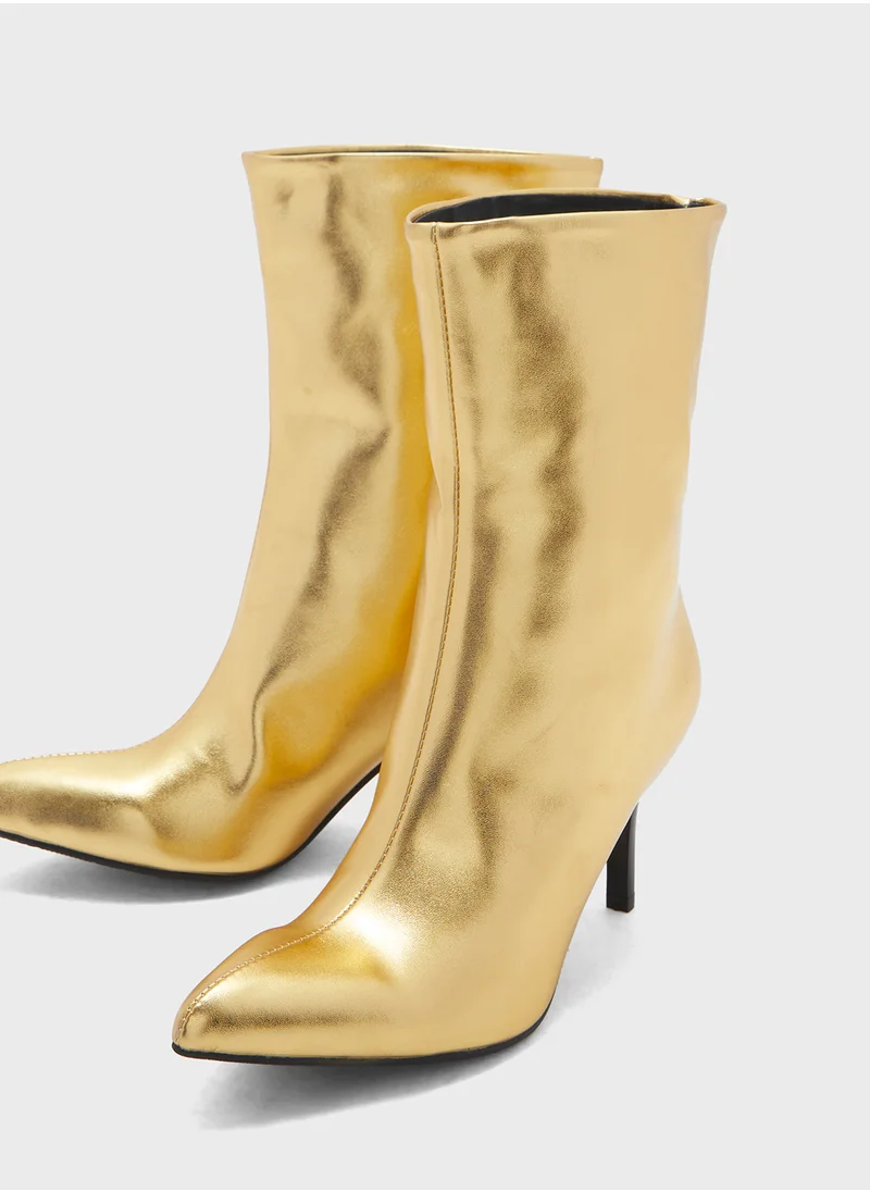 Ginger Metallic Pointy Toe Mid Heel Ankle Boot