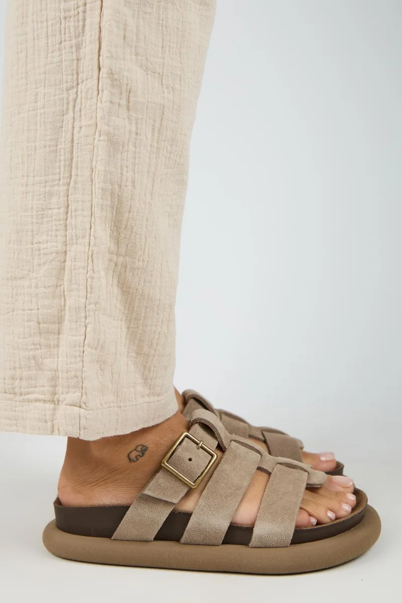 Manijero Manijero (Hicks) Women's Genuine Leather Buckle Strap Mink Slippers