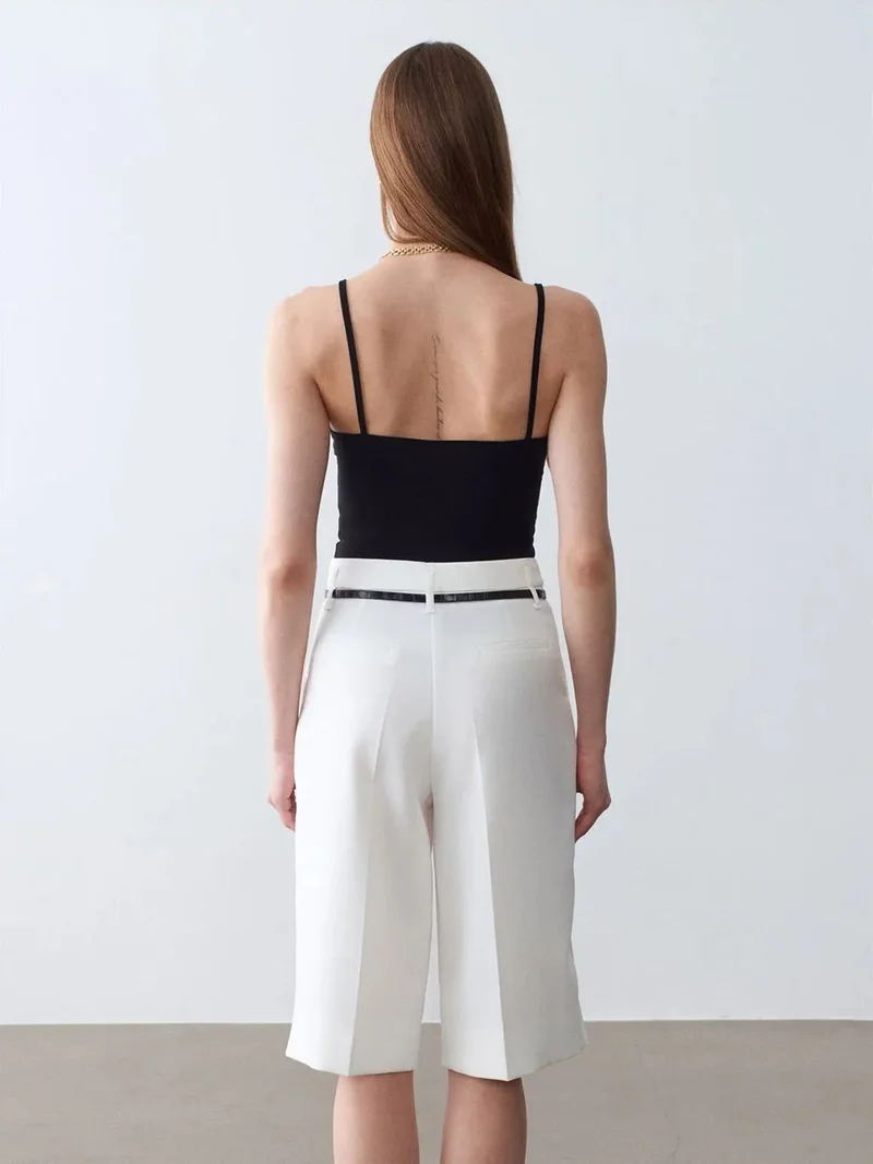 ديلفين Dilvin High-waist Wide-leg Crepe Shorts With Belt