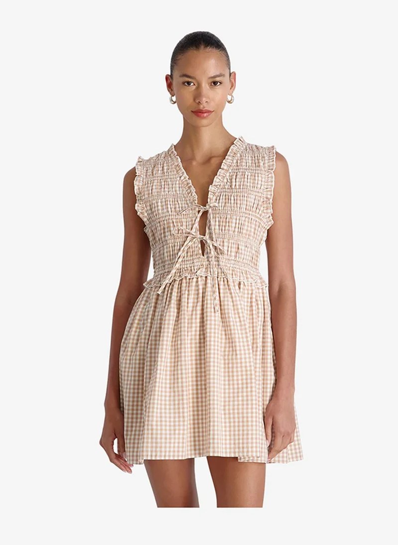 فرنش كونكشن Women's Petit Ging Almnd Nde Rhodes Pop Gingham Smockd Dress