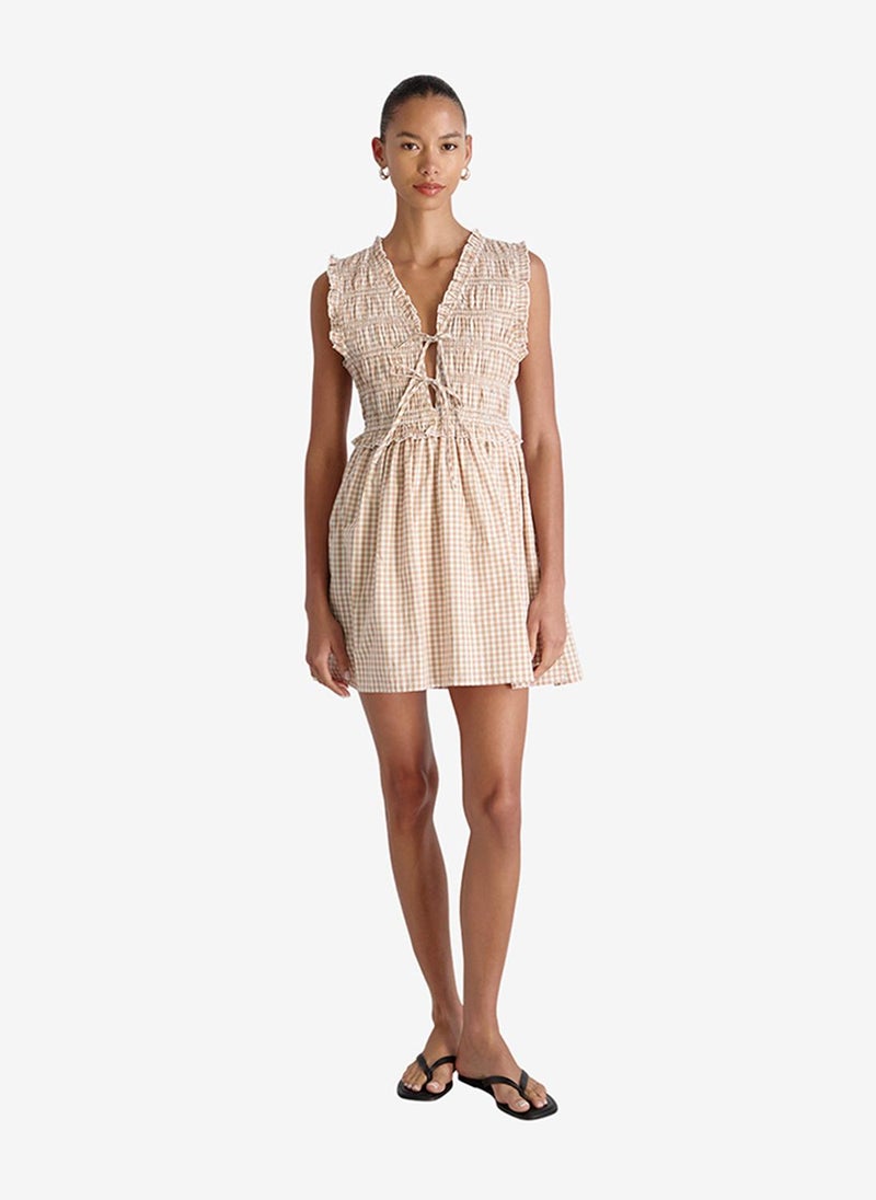 French Connection Women's Petit Ging Almnd Nde Rhodes Pop Gingham Smockd Dress - Image 3