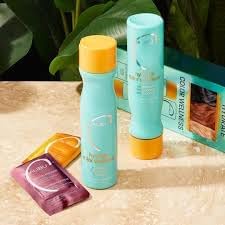 Malibu C Hydrate Color Wellness Collection Treatment Kit 266ml Shampoo 266ml Conditioner and 4 Replenish Mask Packet - Image 3