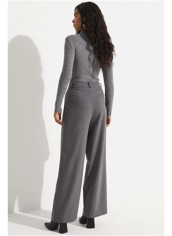 JUNE June Pleated Loose Fit Trouser Grey