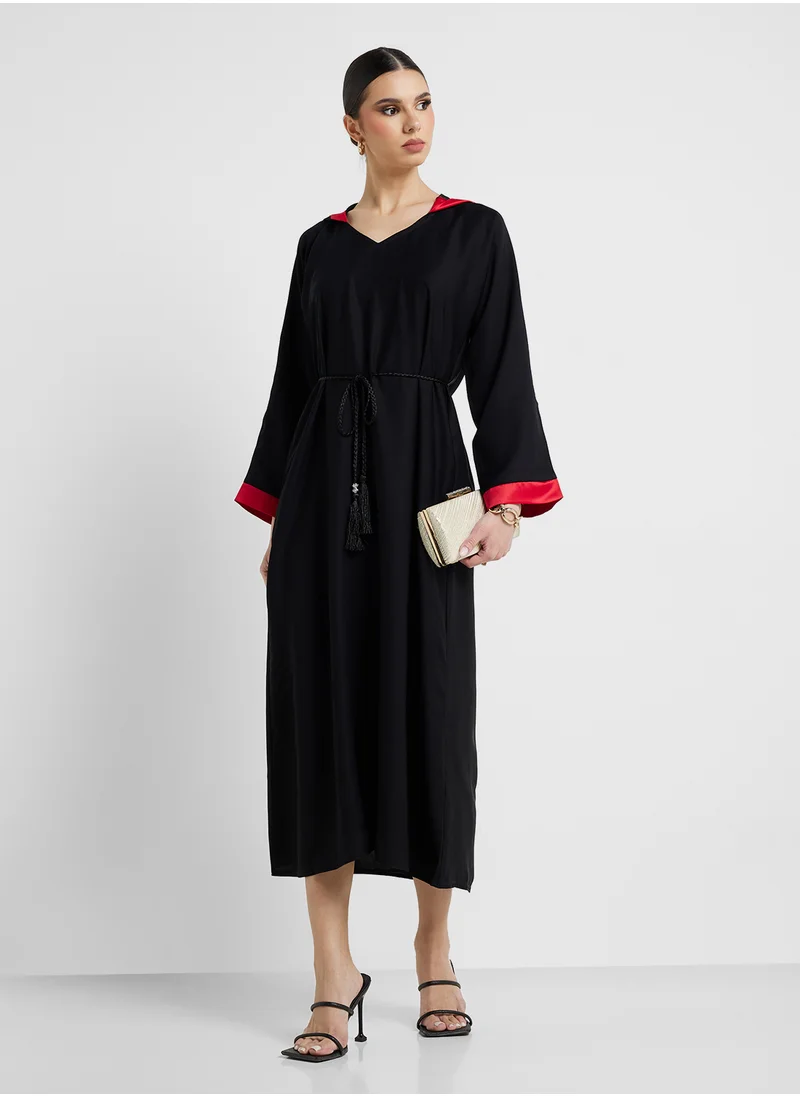 ارابيان كلوزيت Embroidered Hooded Abaya