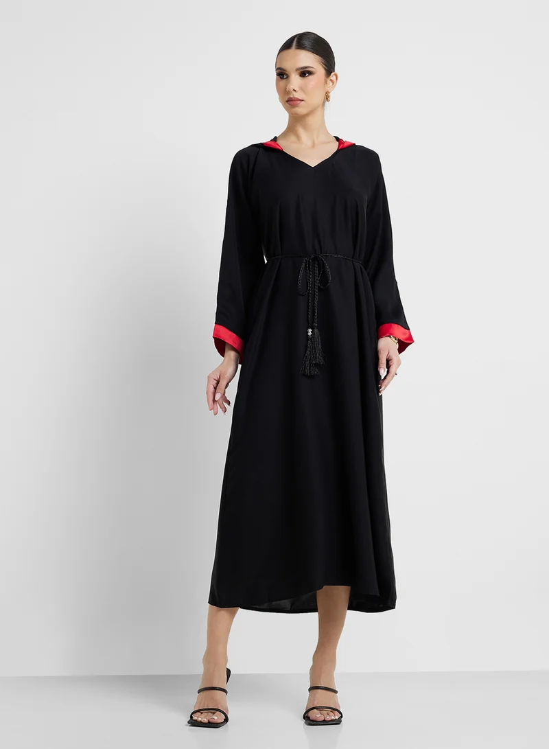 ARABIAN CLOSET Embroidered Hooded Abaya