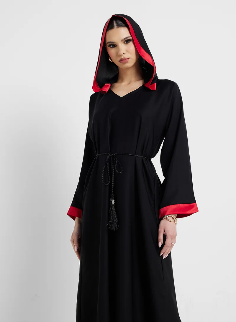 ARABIAN CLOSET Embroidered Hooded Abaya