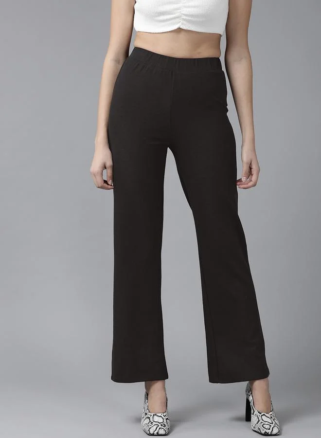Kassually Kassually Solid Flared Mid Rise Trousers