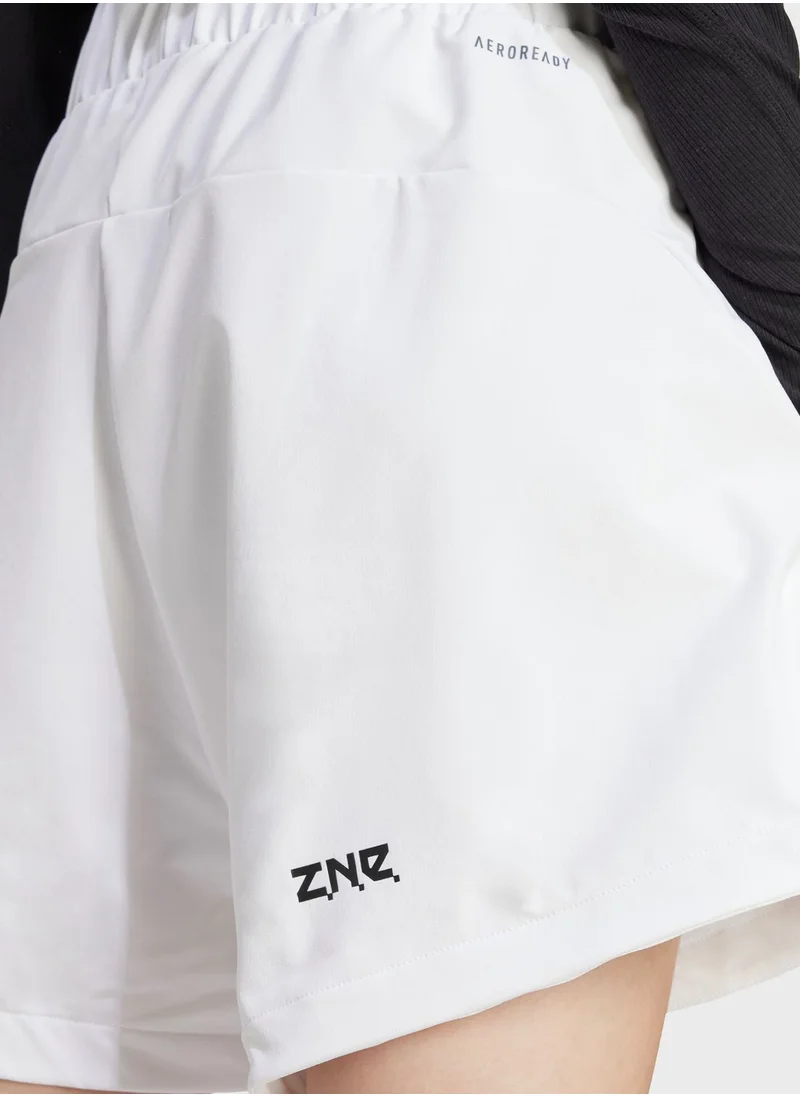 اديداس شورت منسوج بطبعة Z.N.E