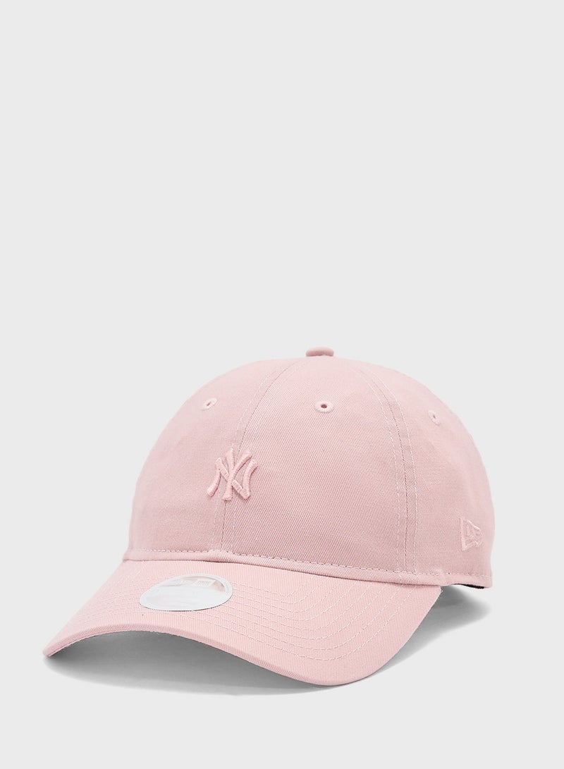 New Era Wmns Mini Washed 9twenty Neyyan Pkrpkr Women's Red Cap - Image 1