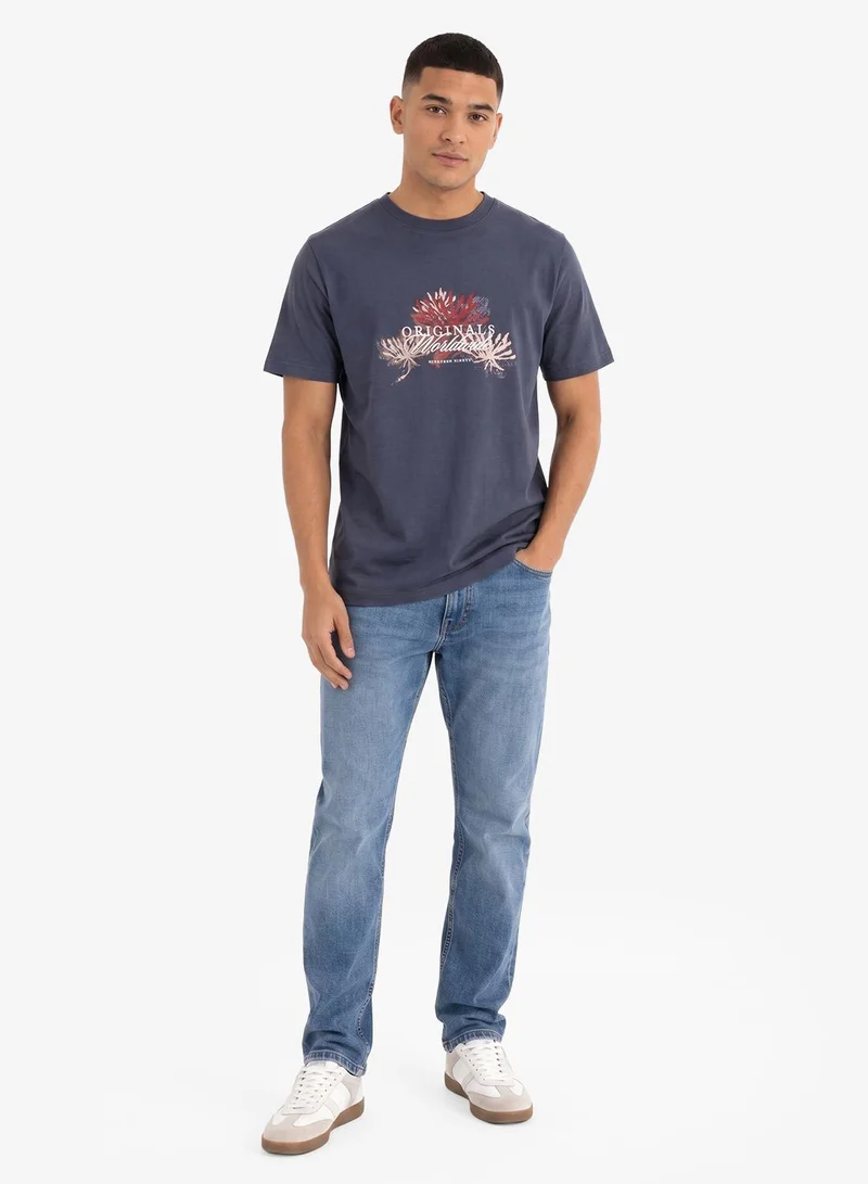 Graphic Crew Neck T-Shirt