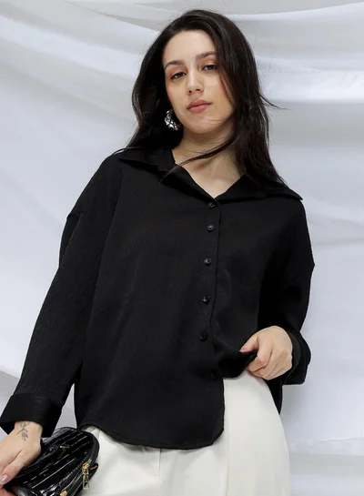 Campus Sutra Campus Sutra Women's Onyx Black Abstract-Tactile Relaxed Shirt For Casual Wear | Spread Collar | Long Cuffed Sleeves | Button Closure | Shirt Crafted With Comfort Fit For Everyday Wear