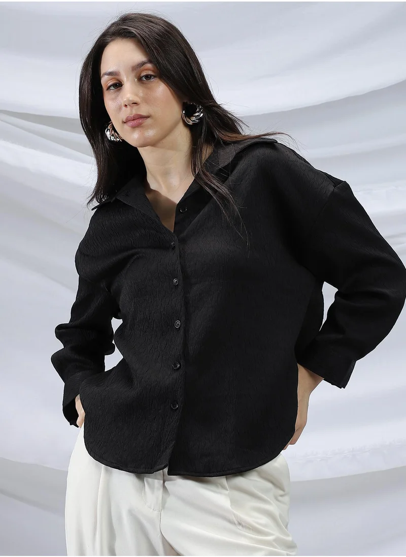 Campus Sutra Campus Sutra Women's Onyx Black Abstract-Tactile Relaxed Shirt For Casual Wear | Spread Collar | Long Cuffed Sleeves | Button Closure | Shirt Crafted With Comfort Fit For Everyday Wear