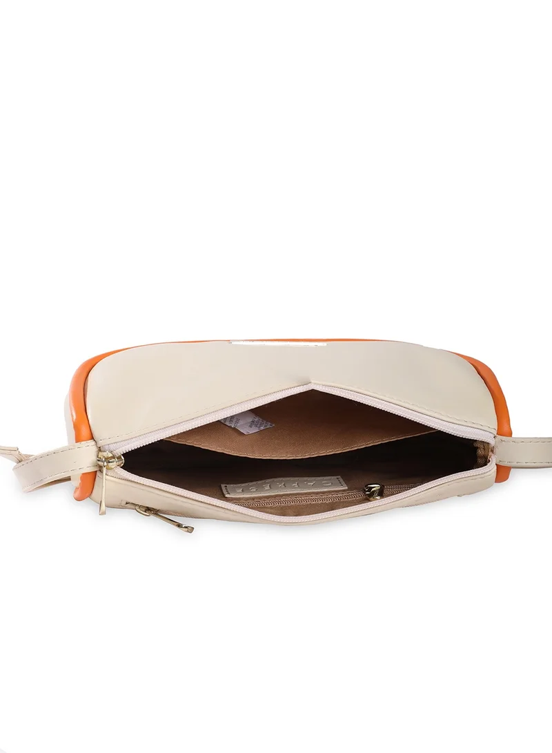 CAPRESE Caprese Gracie Solid Cream Faux Leather Medium Baguette Handbag