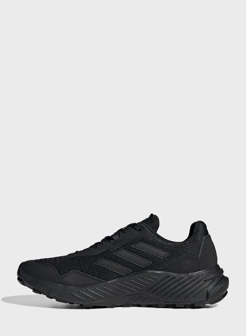 adidas حذاء تراكيفيندير