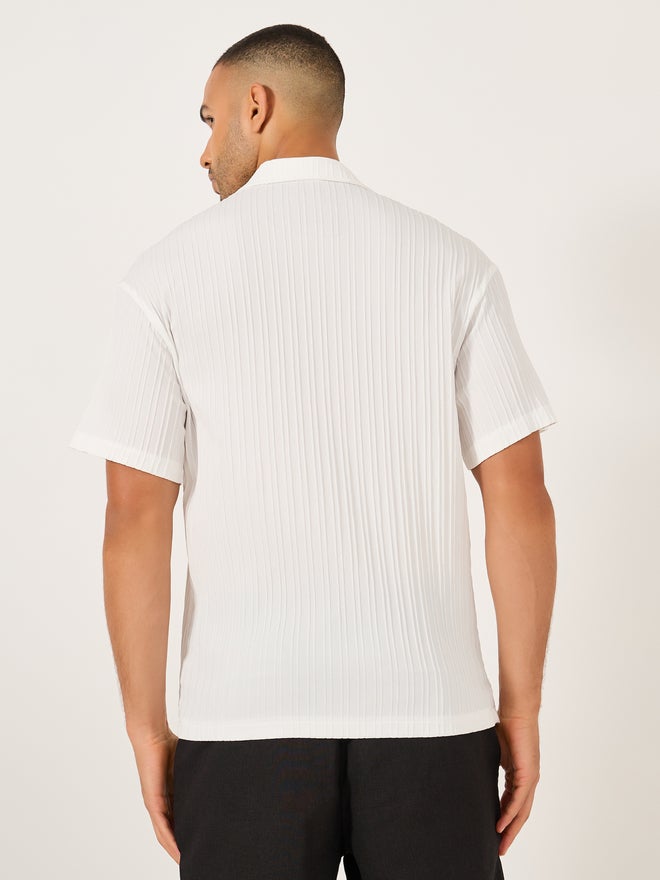 تايك تو قميص كامب كولار سادة بأكمام قصيرة - Image 4