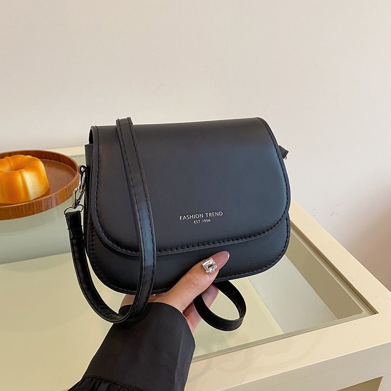 Women's Fashion Saddle Shoulder Bag - Image 3