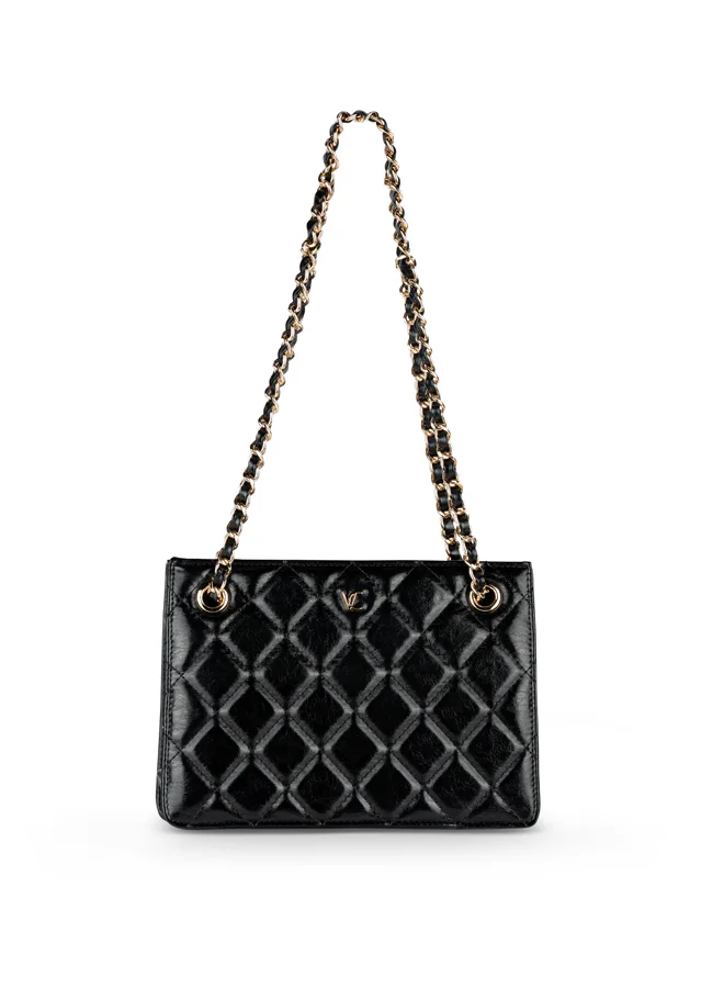 Women Quilted Chain Detailed Shoulder Bag