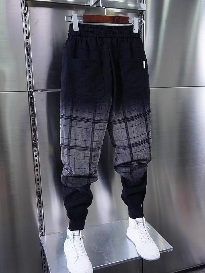 Unisex Classic Denim Jeans Loose Fit Daily Outdoor Wear - Image 1