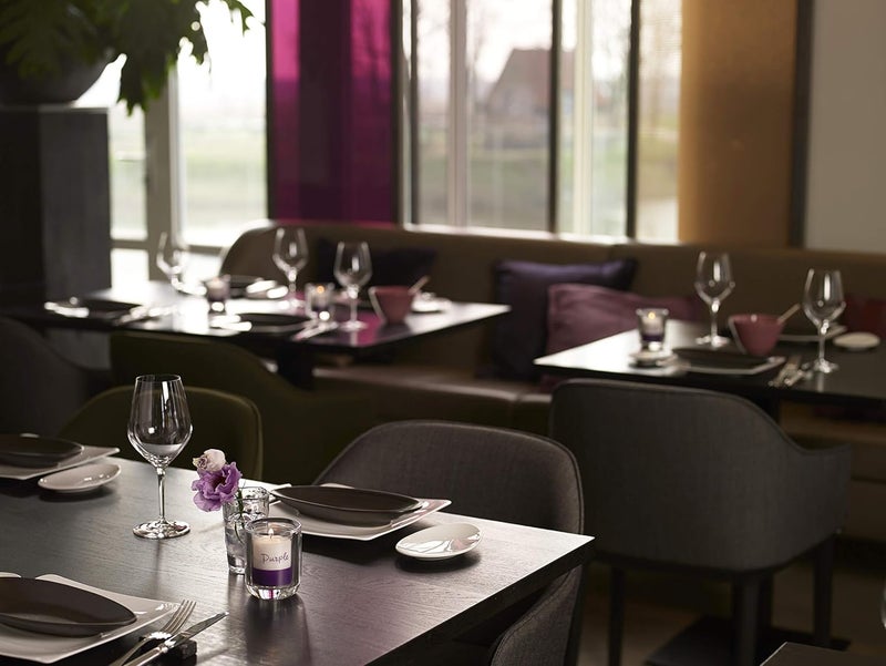 BOLSIUS 24 Hour Votive Candles - 20 Pack Restaurant Candles in Purple Unbreakable Plastic Cups - Premium European Quality - Unscented Smokeless Wedding, Birthday, Party & Relight Candles - Image 5