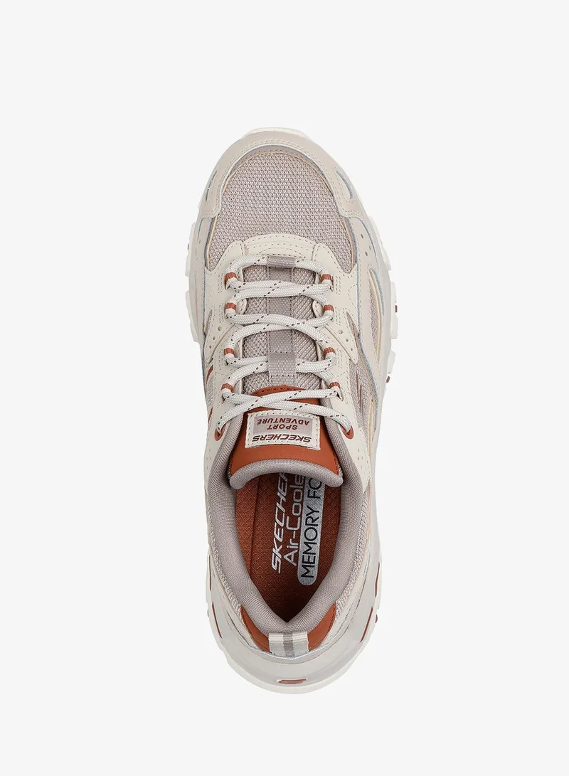 سكيتشرز ديلايتس هايكر