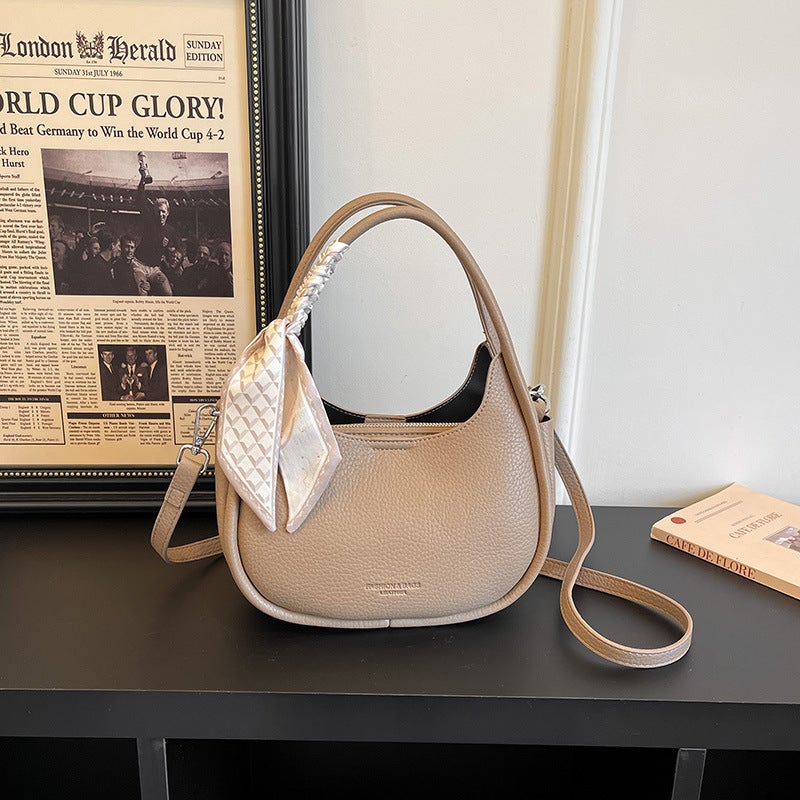 Women's Hobo Shoulder Bag - Image 3