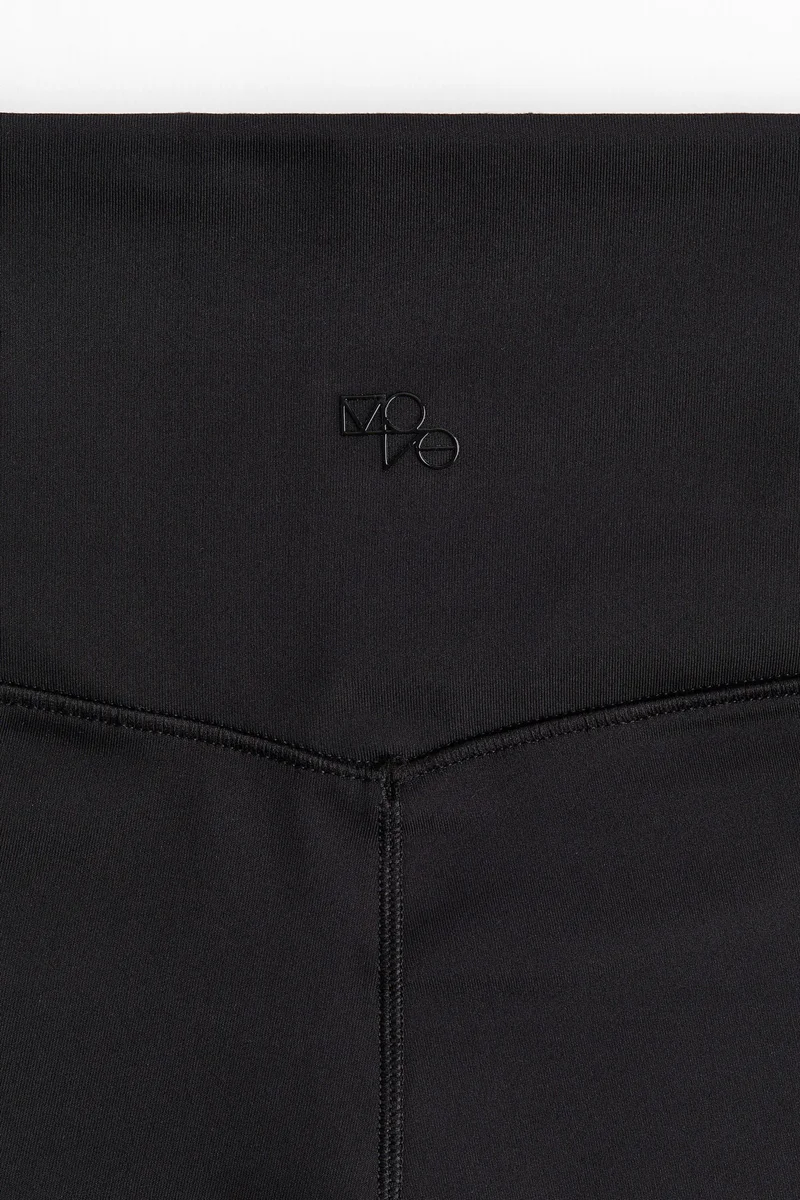 اتش اند ام Pocket-Detail Sports Cycling Shorts In Drymove2