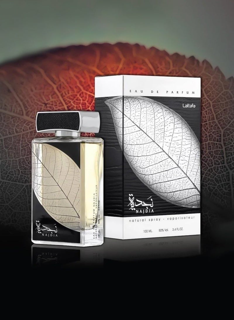 لطافة نجديه عطر يونيسكس طويل الثبات للرجال والنساء بنفحات الحمضيات والمسك والأخشاب – أو دو بارفيوم 100 مل - Image 4