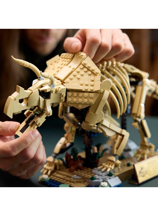 LEGO Jurassic World Dinosaur Fossils: Triceratops 77985 Building Toy Set ( Pieces) - Image 5