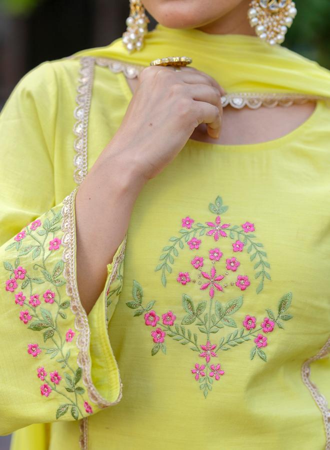 KASYA Yellow Embroidered Kurta with Flared Pant and Chiffon Dupatta Set - Image 5
