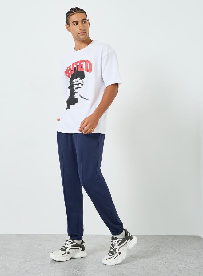 ستايلي بنطال جوغر سادة مع تفاصيل محزوزة - Image 2