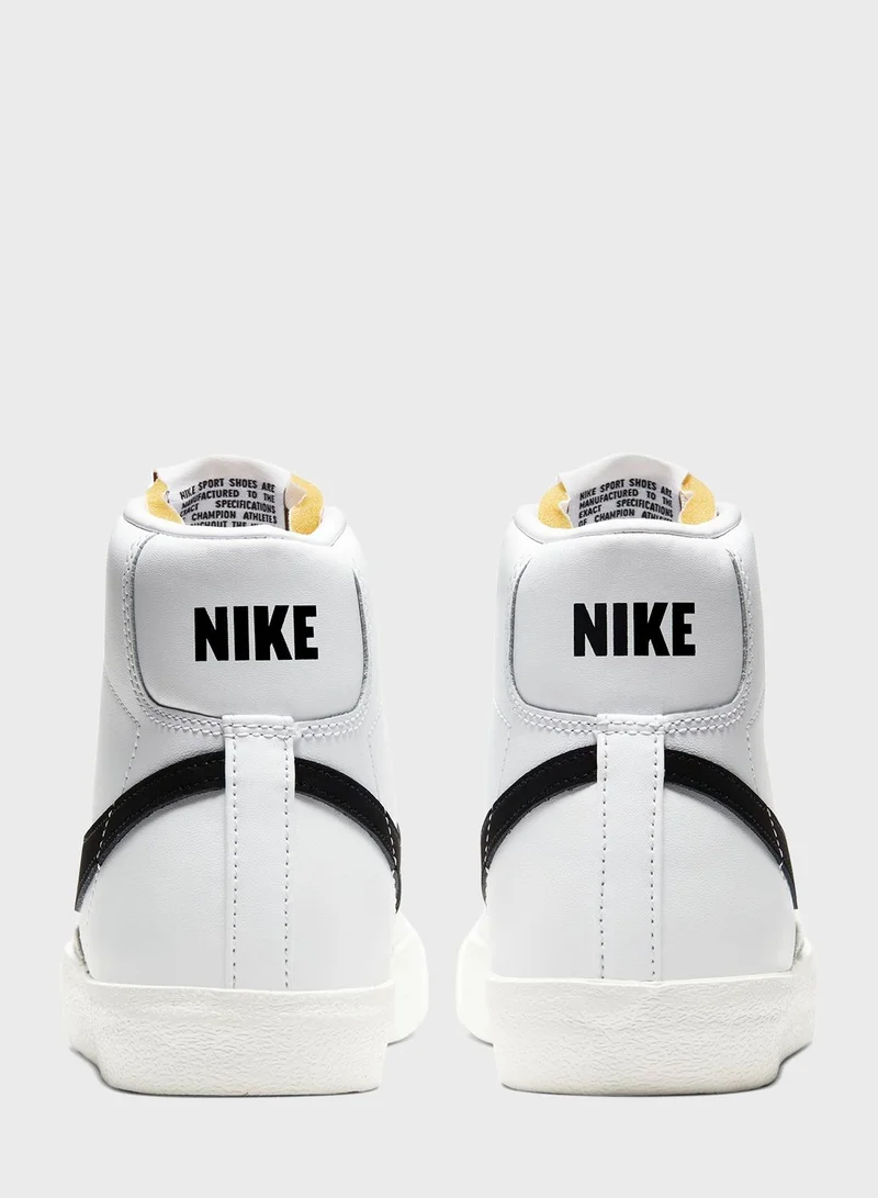 Nike Blazer Mid '77