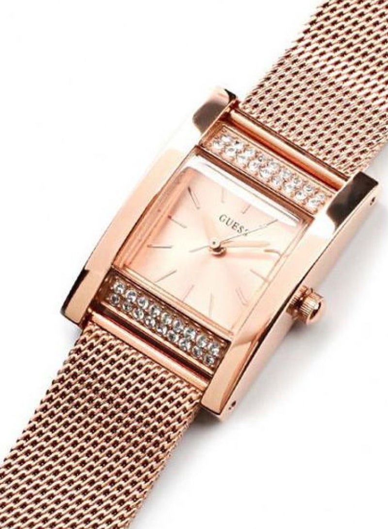 Guess Women’s Analogue Quartz Stainless Steel Watch W0127L3 - Image 3