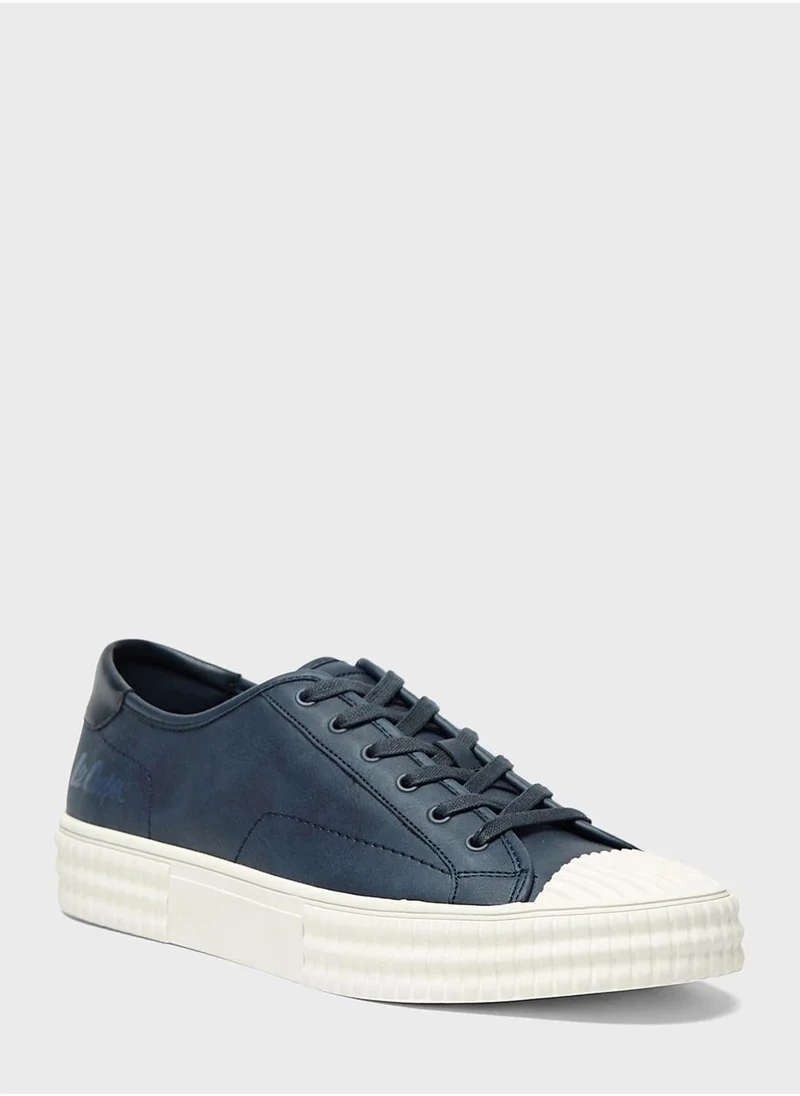 لي كوبر Lace Up Low Top Sneakers