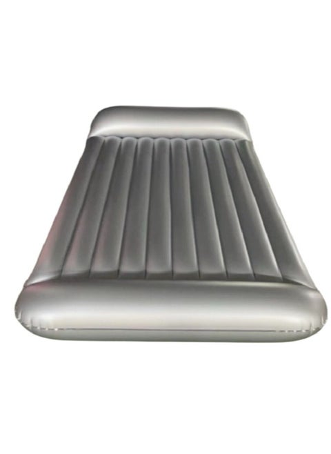 High quality air mattress comes in a large size that is foldable and inflatable.