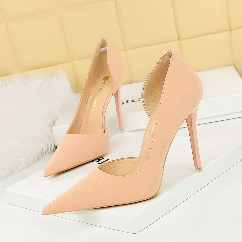 1298-8 Simple Banquet High Heels, Stiletto Heels, Shallow Mouth, Pointed Toe, Side Cut Out, Retro Pebbled High-Heeled Shoes - Image 1