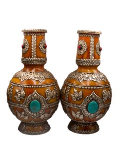 Alpine Crystals UAE Antique Amber Pair of Flower Vase with Silver Carving, Rubies Gemstone and Turquoise Crystal Home Decor Vases  - Image 2