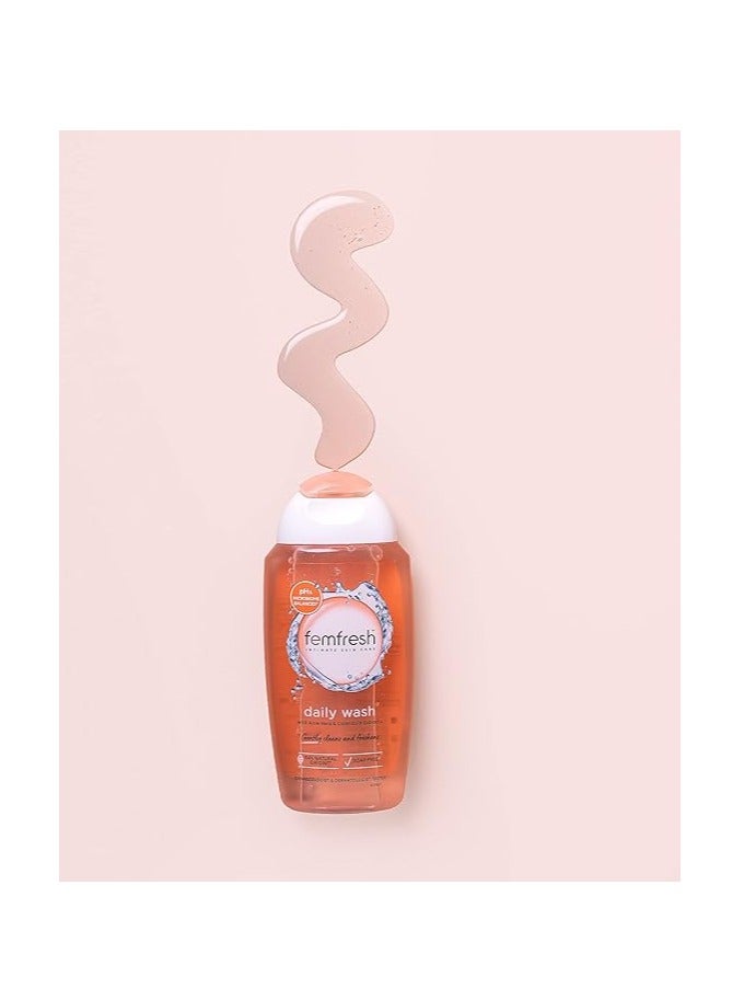 femfresh Pack Of 2 Femfresh Daily Intimate Wash With Soothing Aloe Vera ph Balanced 250ml - Image 3