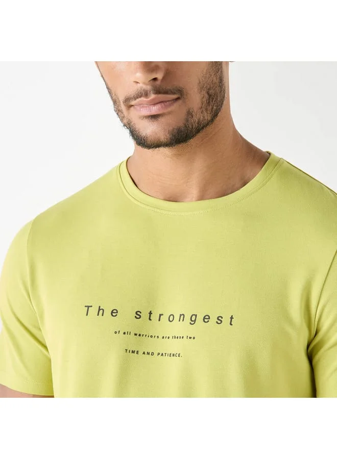 Iconic Slogan Print T-shirt with Short Sleeves and Crew Neck