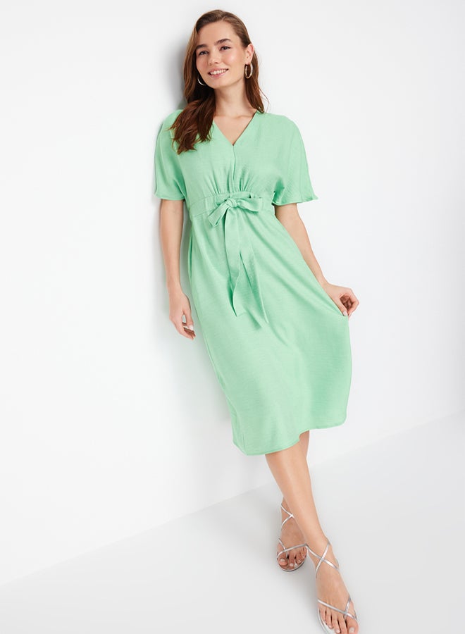 trendyol Green Tie Detailed A-line V-neck Midi Woven Dress - Image 3