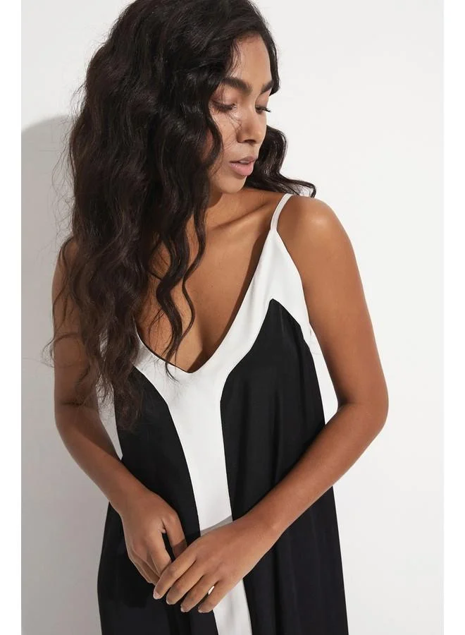 JUNE Contrast Trim Dress