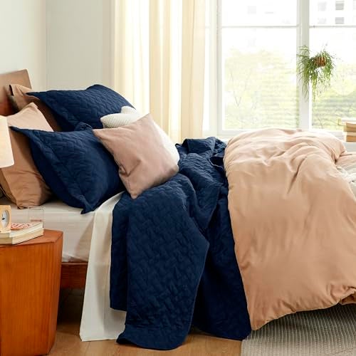 Bedsure أغطية سرير كينج من بيدشير - أغطية سرير خفيفة الحجم كينج بنمط نسج السلة، لحاف ناعم، غطاء مريح باللون الأزرق لجميع الفصول (106" x 96") - Image 4