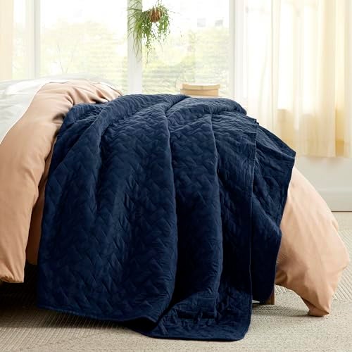 Bedsure أغطية سرير كينج من بيدشير - أغطية سرير خفيفة الحجم كينج بنمط نسج السلة، لحاف ناعم، غطاء مريح باللون الأزرق لجميع الفصول (106" x 96") - Image 2