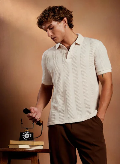Campus Sutra Campus Sutra Men's Daisy White Bi-Panel Polo T-Shirt For Casual Wear | Polo Neck | Short Cuffed Sleeves | Half-Button Closure | T-Shirt Crafted With Comfort Fit For Everyday Wear