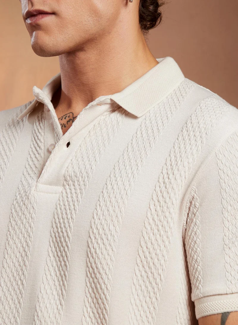 Campus Sutra Campus Sutra Men's Daisy White Bi-Panel Polo T-Shirt For Casual Wear | Polo Neck | Short Cuffed Sleeves | Half-Button Closure | T-Shirt Crafted With Comfort Fit For Everyday Wear