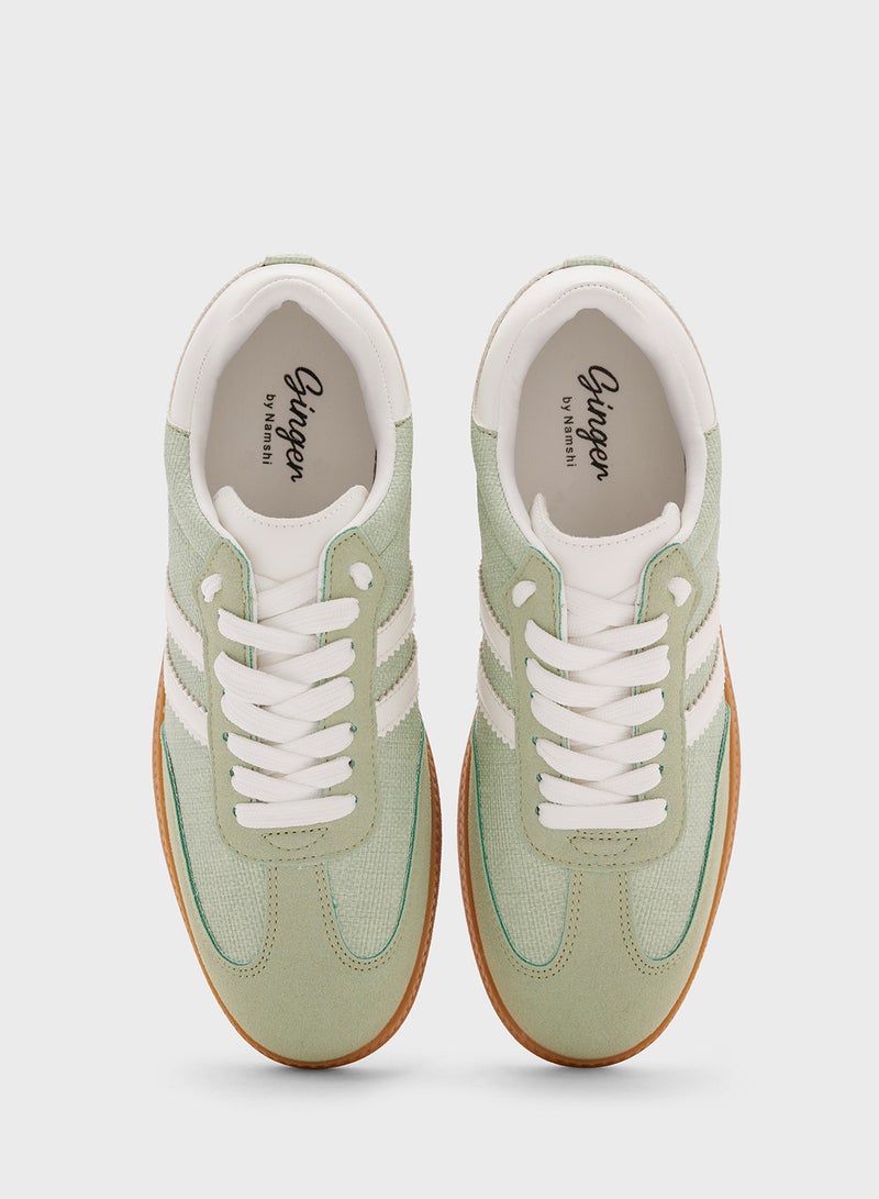 جينجر حذاء رياضي بتفاصيل مخططة - Image 4