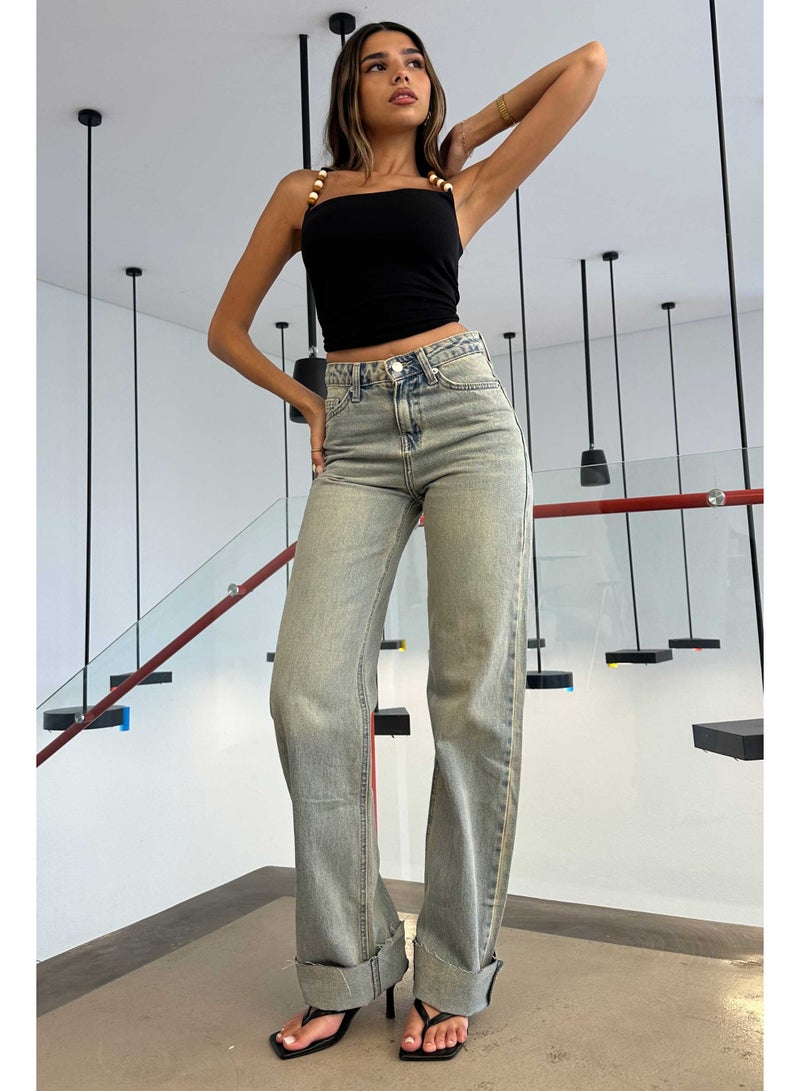 CIZARO Straight-Leg - High-Waist Light Vintage Blue Jeans  - Image 2