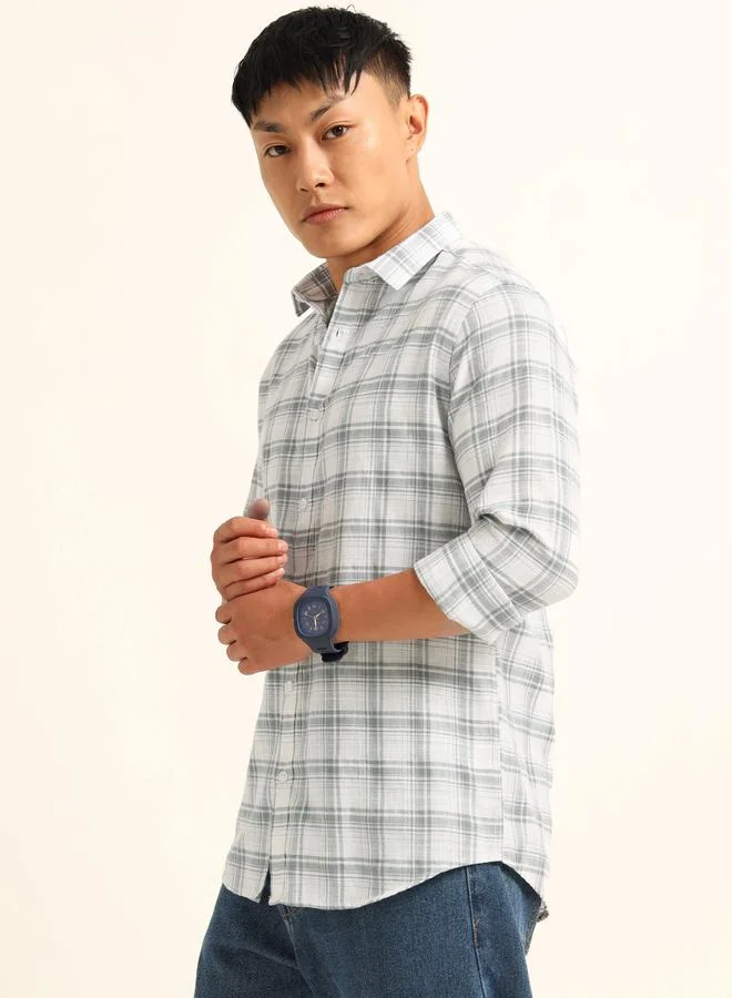 Bushirt Bushirt Men White Checked Spread Collar Shirt