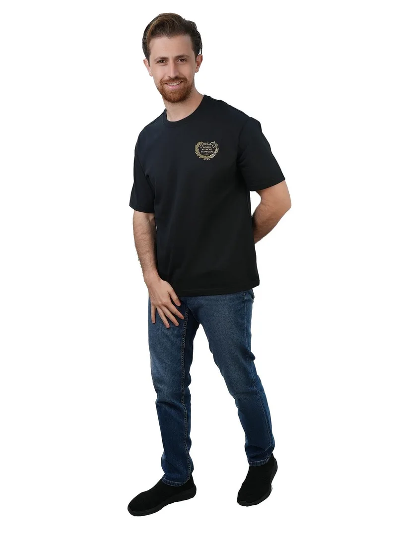 GIORDANO  Men’s Relaxed Fit Printed Crew Neck Cotton Jersey Tee for Men | Best Price UAE